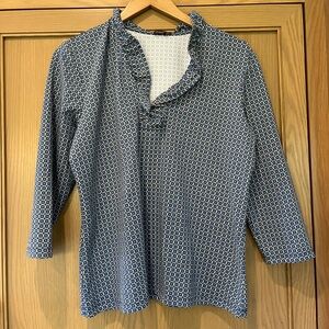 J. McLaughlin Catalina Blue White Geometric Ruffle Collar Blouse XL FITS LIKE L